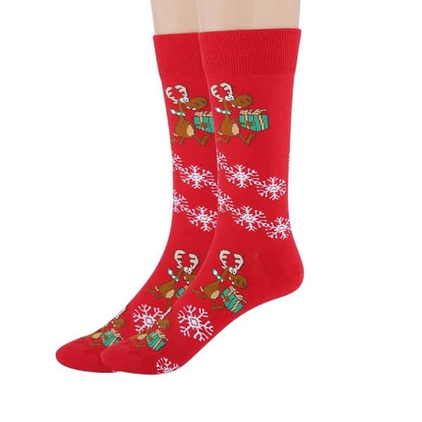 Weihnachtssocken für Männer. Rot mit Rentieren und Schnee, Gr. 40/41 - 47