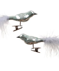 Glassfugler med halefjær i ØSTERS GRÅ, skinnende. To stk. med klyper. Til juletre