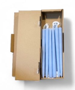 Stakelys LYSEBLÅ. Dyppede stearinlys 30 cm. Kasse á 12 stk.