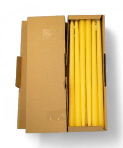 kasse med 12 styk gule stagelys på 40 centimeter
