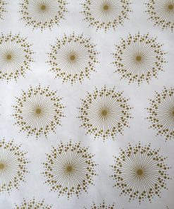 hvid julegavepapir med cirkelmønster