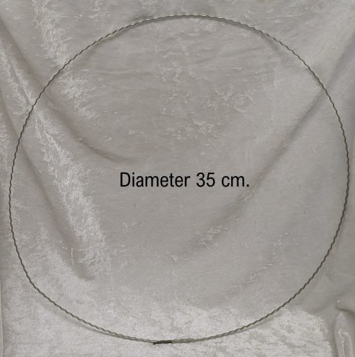 Metallring, Kranz, Durchmesser 35 cm. Für DIY-Dekorationen