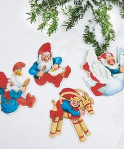 Kartongnisser av Vilhelm Hansen – 15 cm. 4 stk. pr. pose. Til oppheng og julepynt