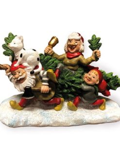 Nisser henter juletre, figur av Vilhelm Hansen – 10 x 19 cm.