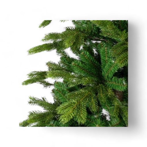 Groer knstlicher LUXUS Weihnachtsbaum auf Fu fr den Innenbereich.  Durchmesser 130 cm. Hhe 210 cm. - ster Skovgrd