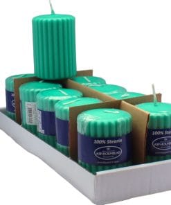 Kerzen SEE-GRÜN mit Rillen, 6,8 x 10 cm. Kiste mit 10 Stück reinen Stearinblockkerzen