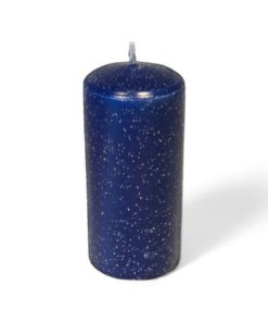 flot og festligt blåt bloklys med sølvglitter der måler  6,8 x 15 centimeter