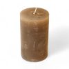 Rustik DUNKEL SAND durchgefärbte Blockkerze aus Paraffin. 6 x 10 cm.