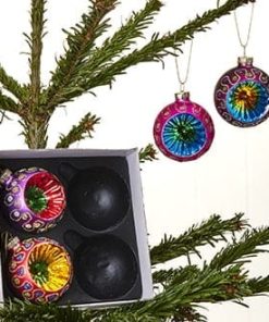eksklusive julekugler med farverig refleks til dit juletræ