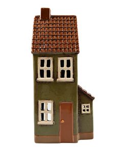 grønt højt keramikhus til fyrfadslys der måler 24 x 11 x 7 centimeter