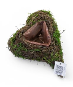 Gravpynt. Skrå flethjerte med lidt mos. 20 cm.