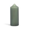 Blockkerze moosgrüne Kerze für Advent und Teelichthalter. Misst 4 x 10 cm.