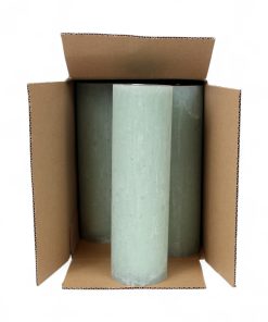 kasse med 6 styk støv grønne gennemfarvede rustikke bloklys med 6 centimeter i diameter og 20 centimeter høje