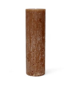 brune rustikke bloklys 20 centimeter høje og 6 centimeter i diameter gennemfarvede