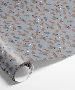5 meter miljøvenligt gråt julegavepapir med skovmotiv og mat finish