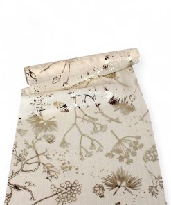 hvid gennemsigtig bordløber til jul med grenpynt i sølv 300 x 28 centimeter