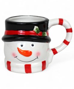 8,5 centimeter højt porcelænskrus til jul med sjov form og snemandsansigt