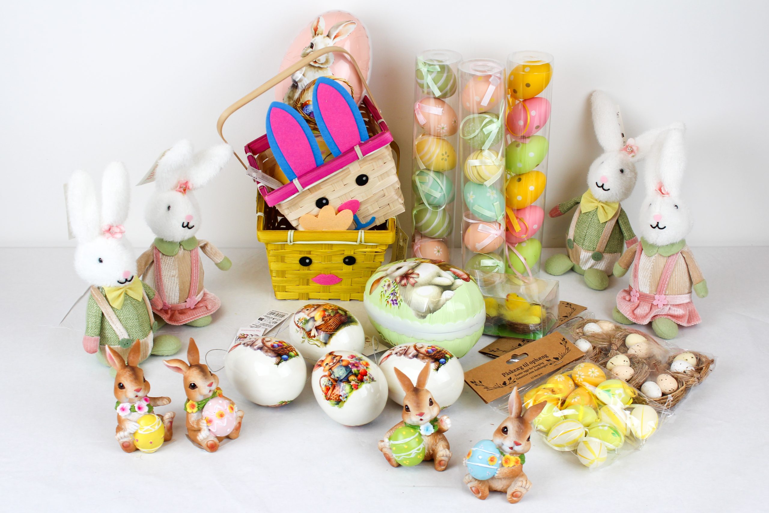 Alt til påske - stort udvalg af påskevarer og påskepynt på alttiljul.dk